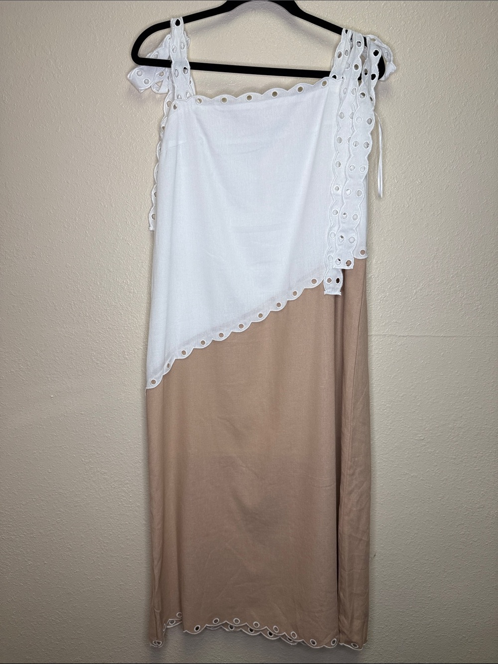 Women's La Lavon Two-Tone Eyelet Tie-Strap Dress - White & Tan